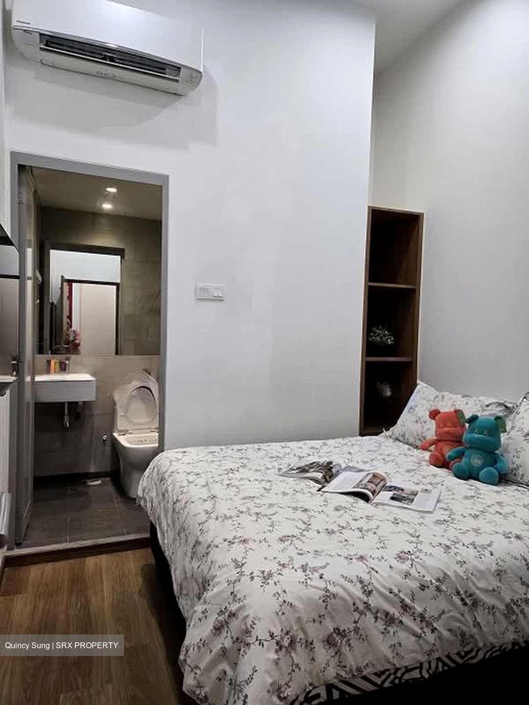 Sims Avenue (D14), Detached #588899811